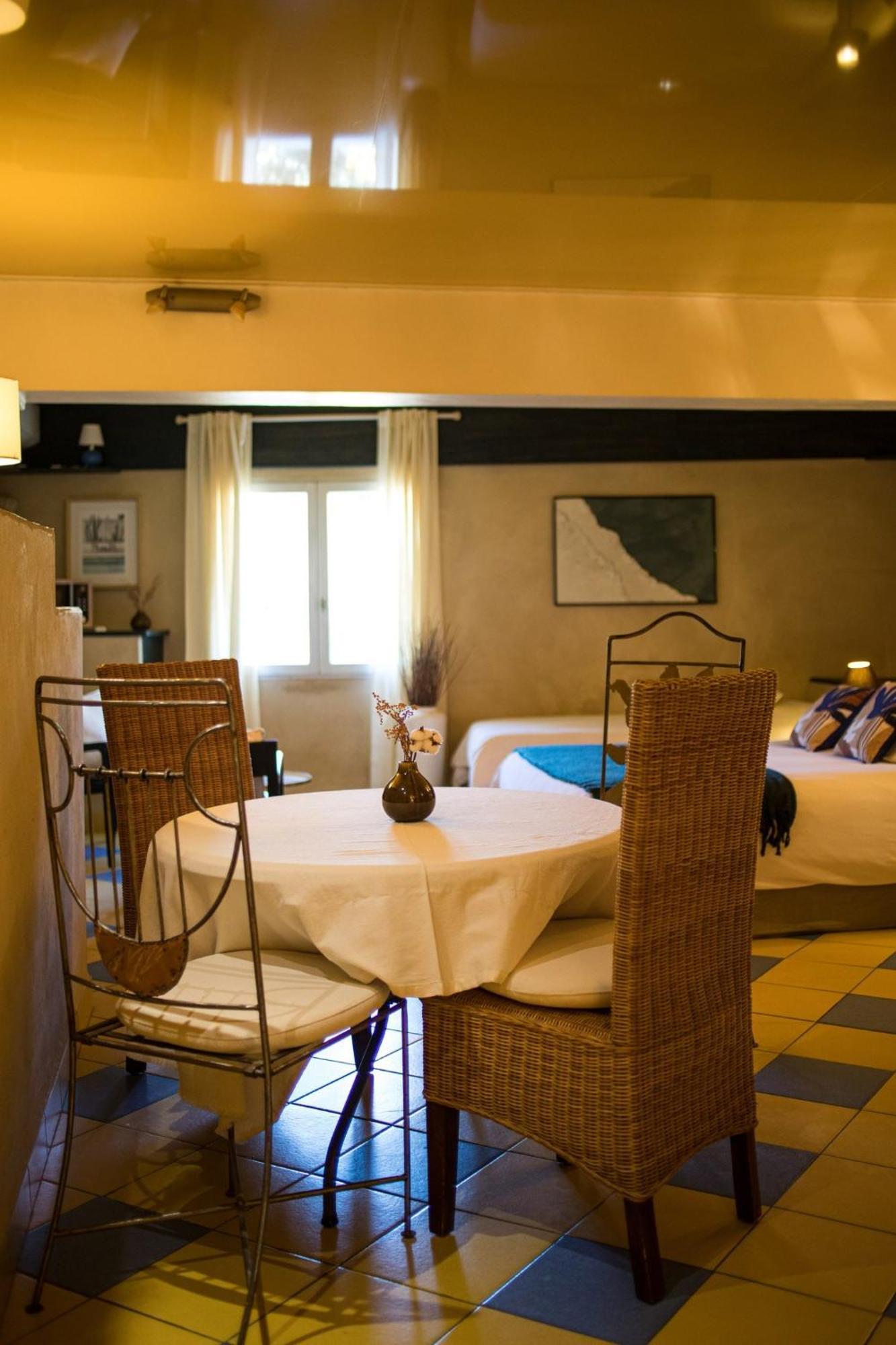 Hotel In Provence - Experience Atypique Venelles